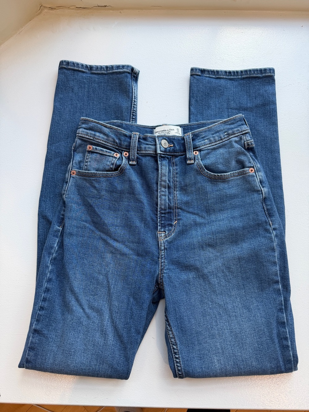 Abercrombie & Fitch The Slim Straight Ultra High Rise Jean Size 0